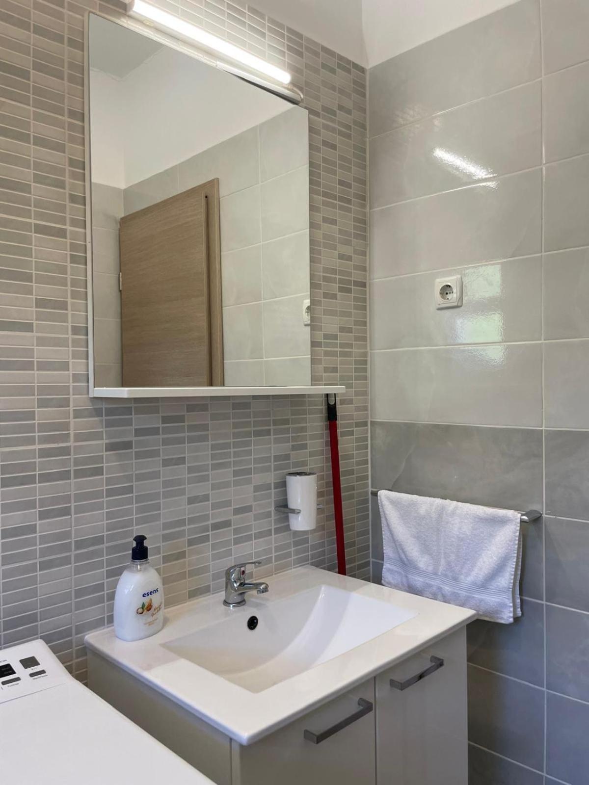 Apartments Nada Betina  Luaran gambar
